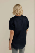 Load image into Gallery viewer, Goondiwindi - Cuffed Short Sleeve Linen Shirt - Navy
