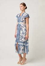 Load image into Gallery viewer, Once Was - Amoya Linen Flutter Sleeve Maxi
